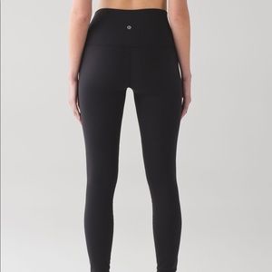 LULULEMON WUNDER UNDER 28” SIZE 6